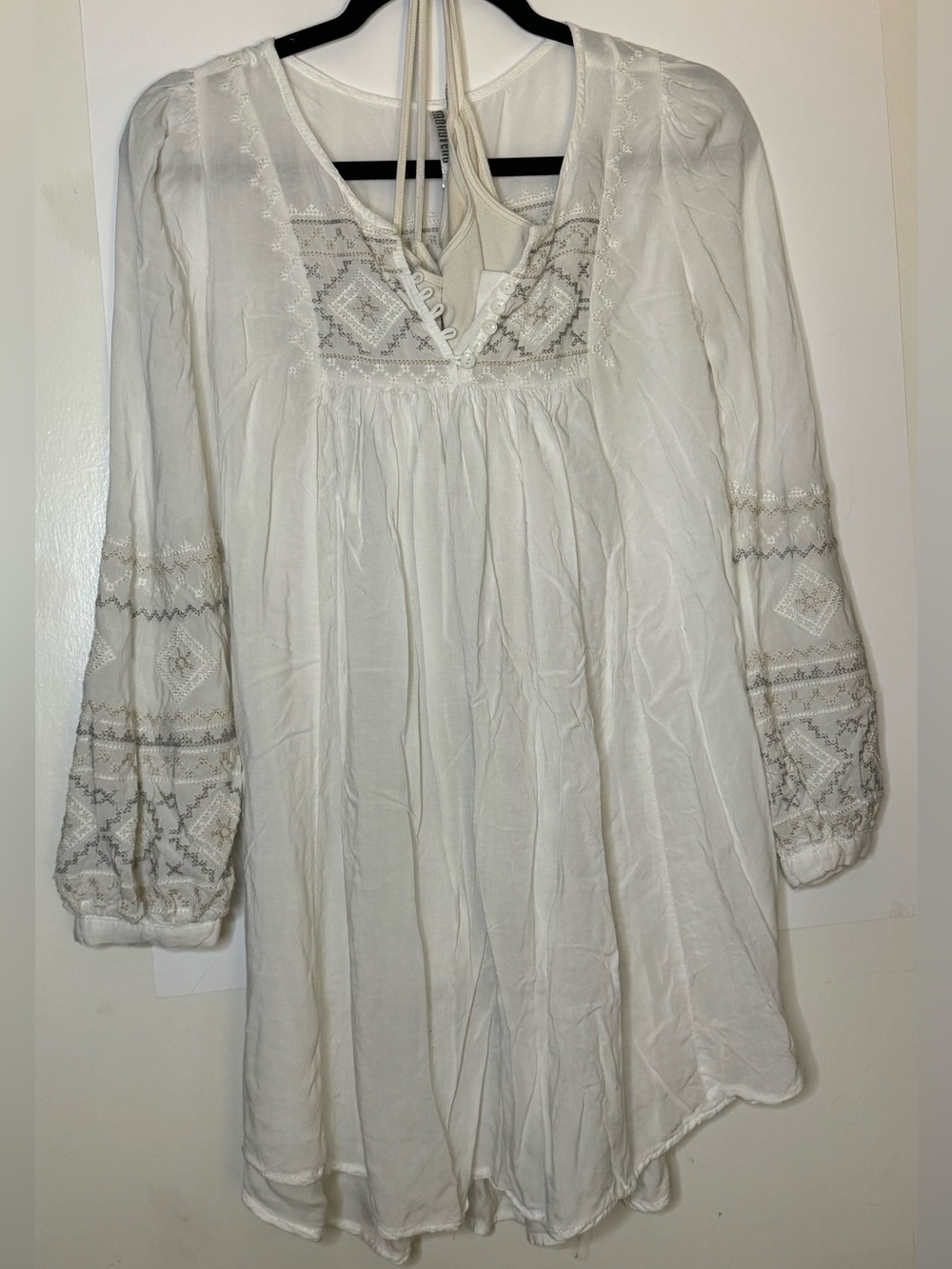 White Embroidered Peasant Tunic Dress